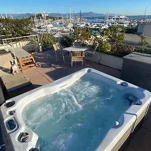  Appartement Penthouse Vue Et Jacuzzi Privé